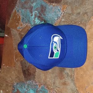 Vintage. Made in USA. New Era. Seattle Seahawks. One size fits all.